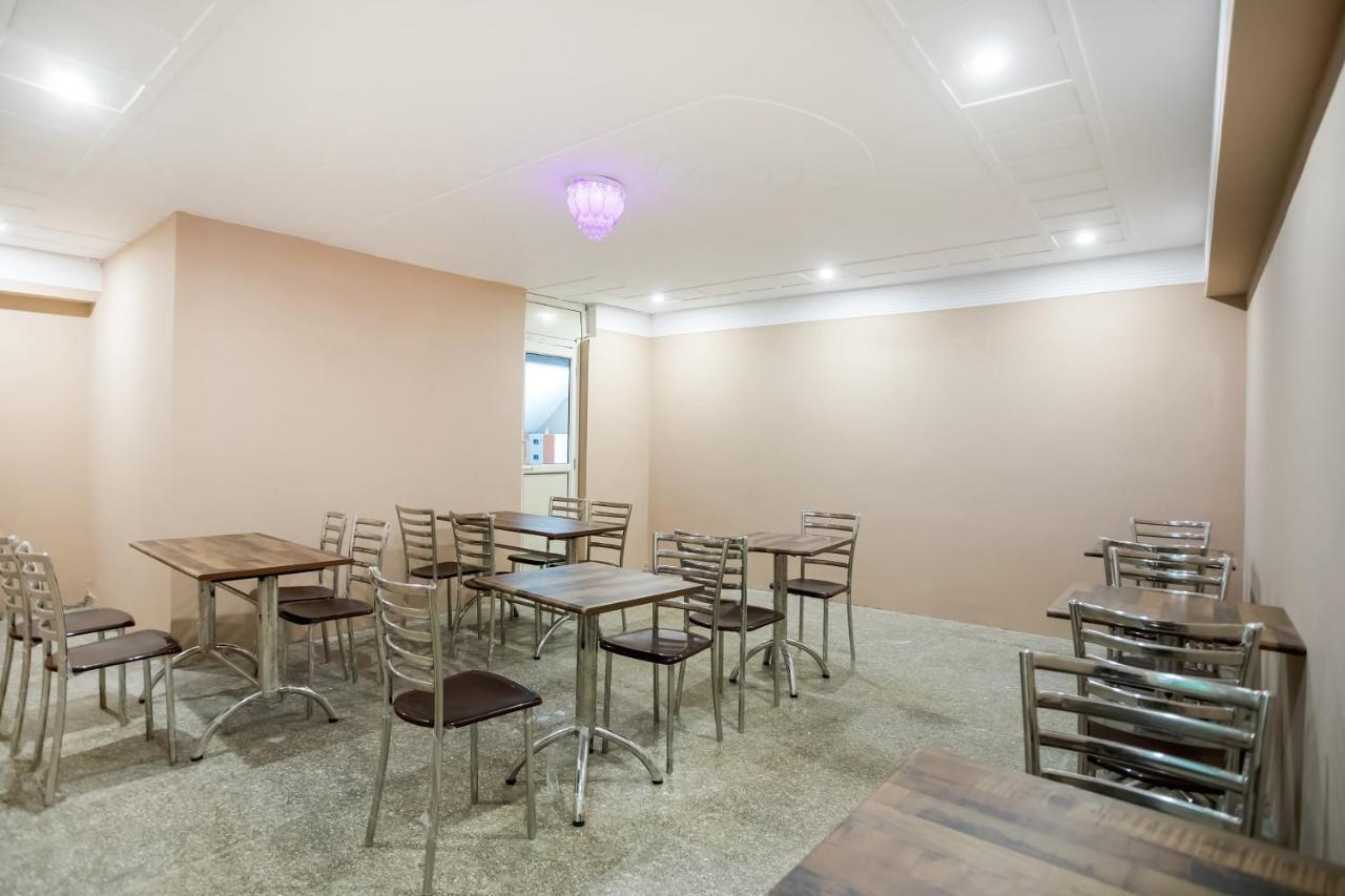 Capital O Harish Residency Otel Gurgaon Dış mekan fotoğraf